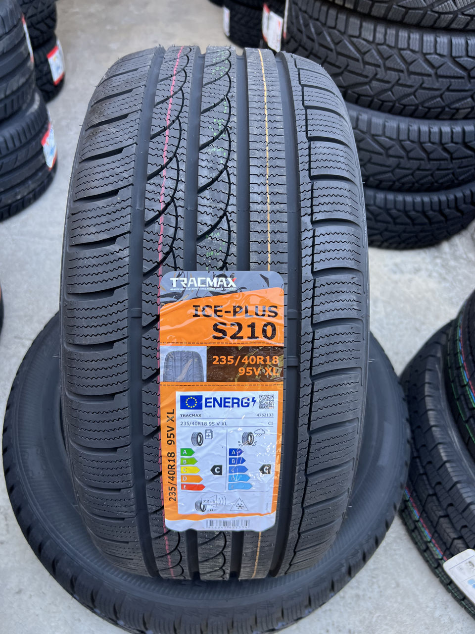 235/40 R18 Tracmax Xprivilo S210/ Доставка, livrare toata Moldova 2024 foto 0