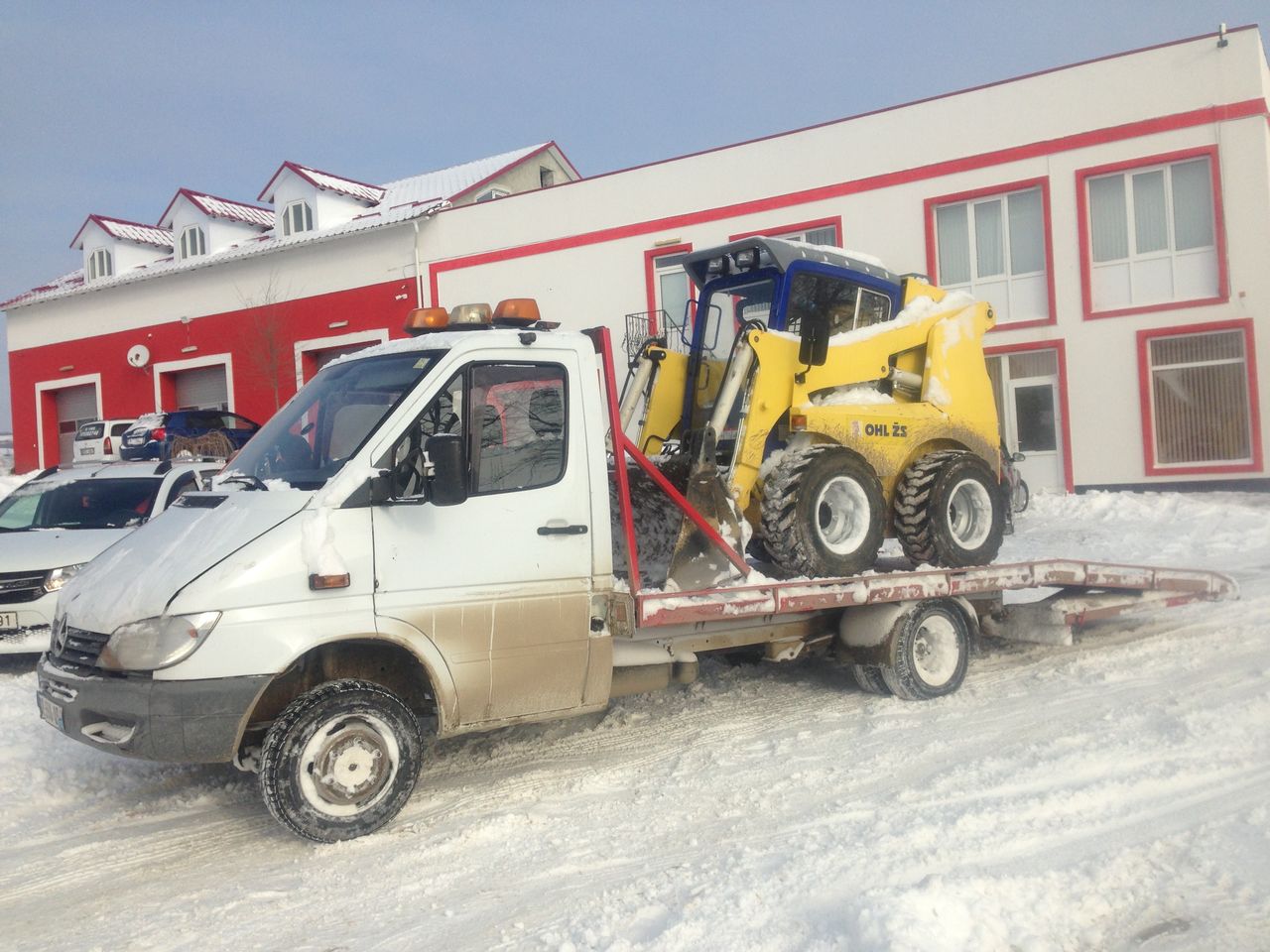 Evacuator  24/24  tractari auto. Calarasi straseni falesti ungheni foto 0