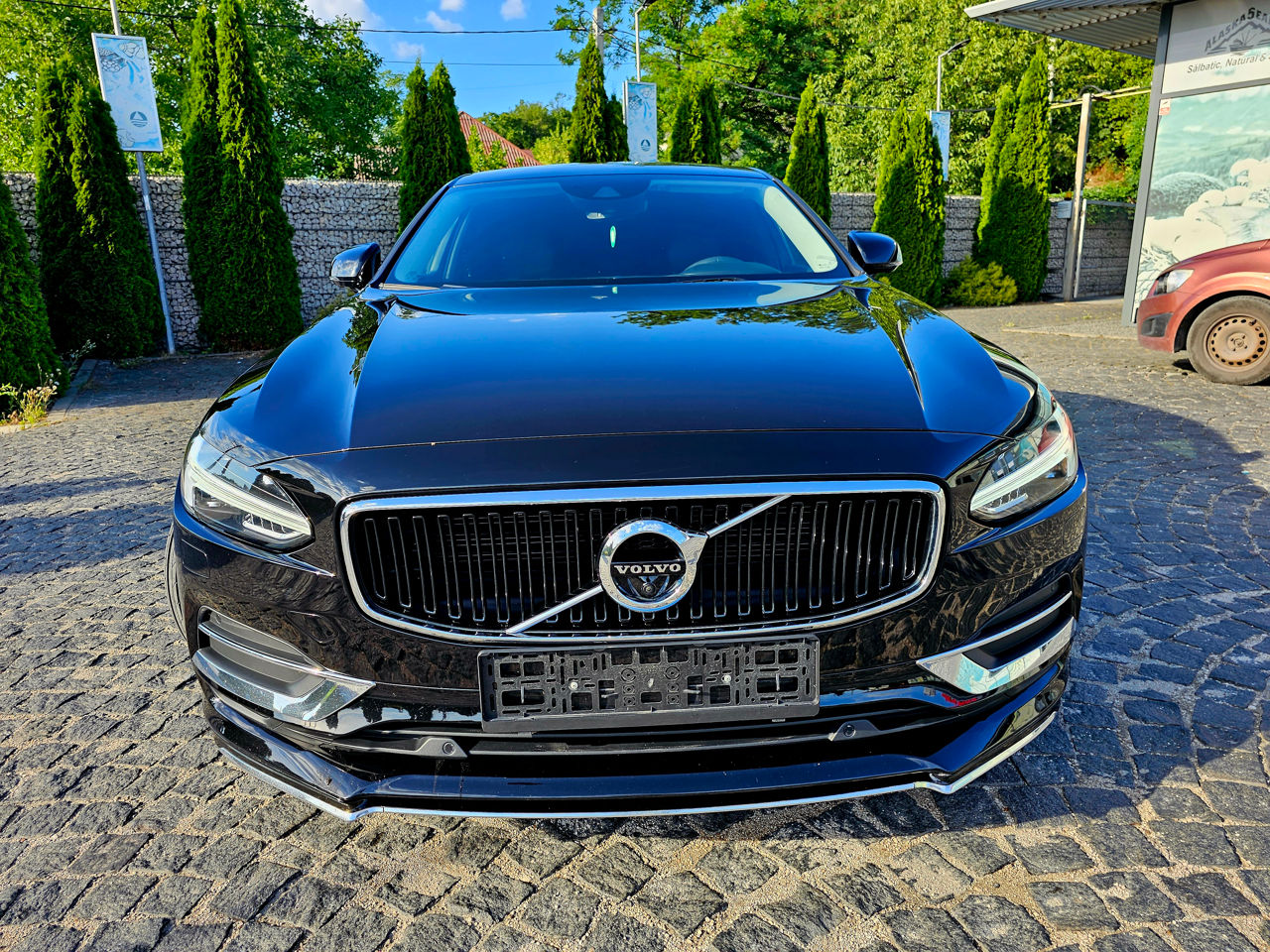 Volvo S90 foto 1