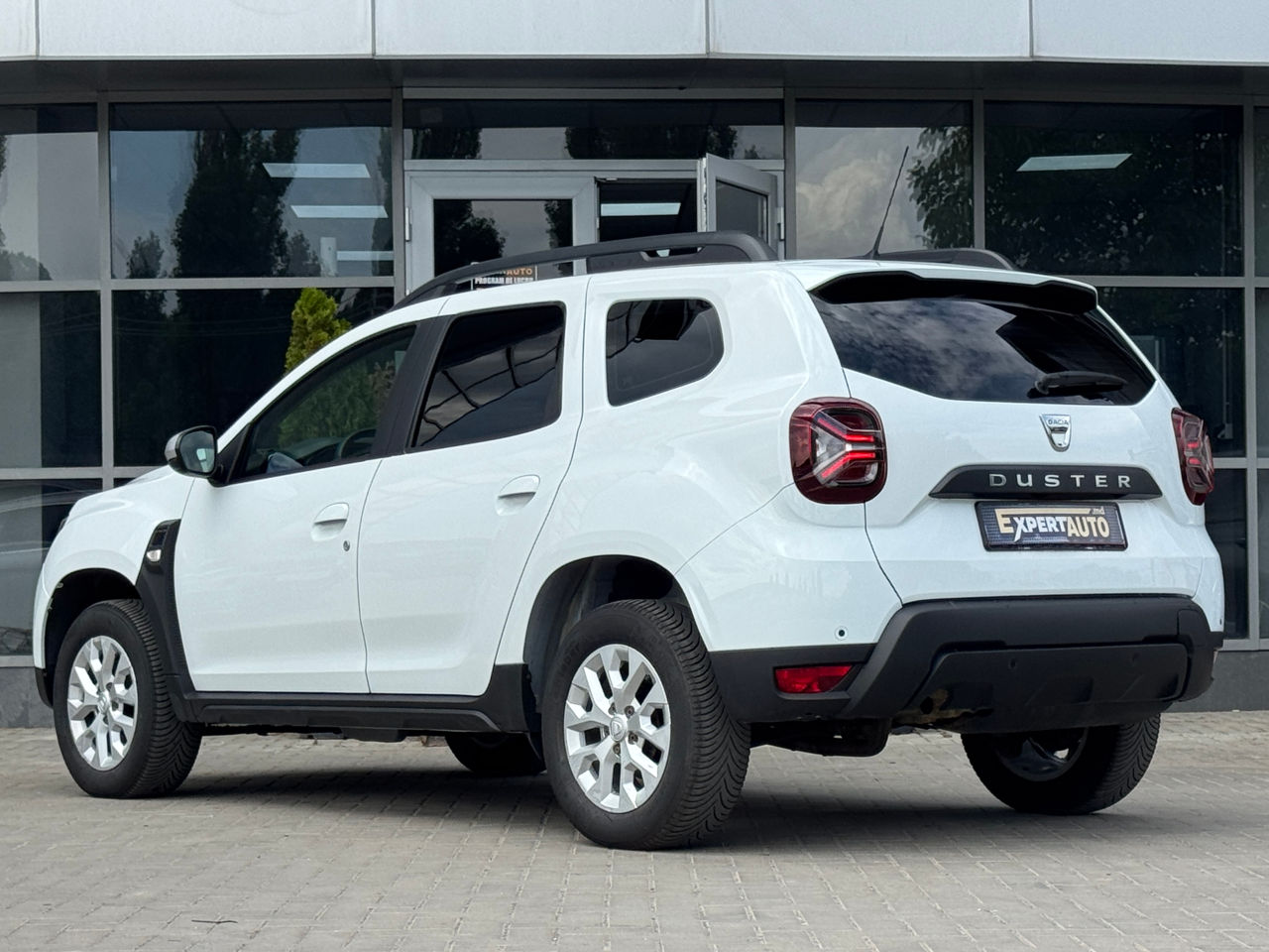 Dacia Duster — фото 4