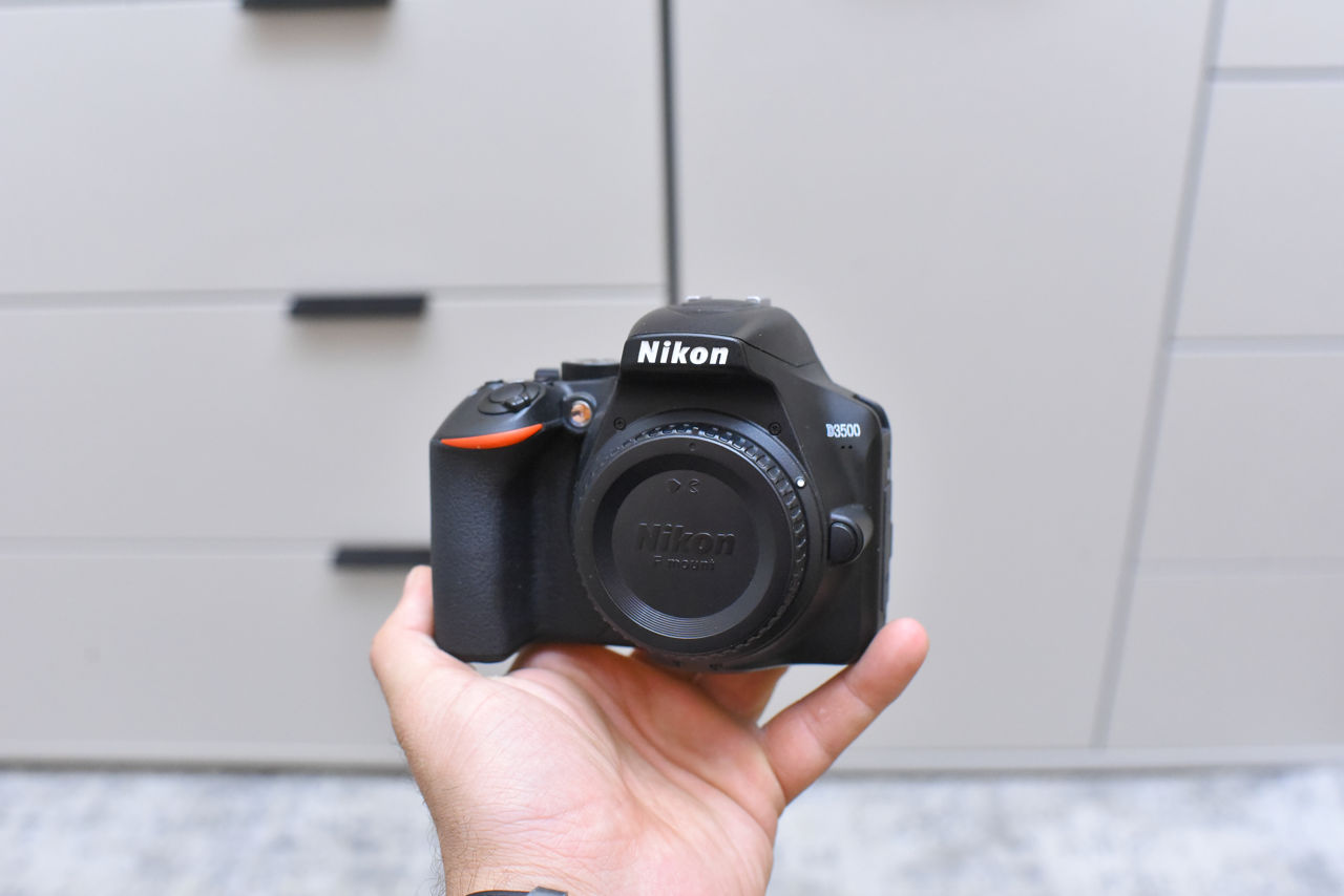 Nikon D3500 Kit (3000 de cadre) foto 0