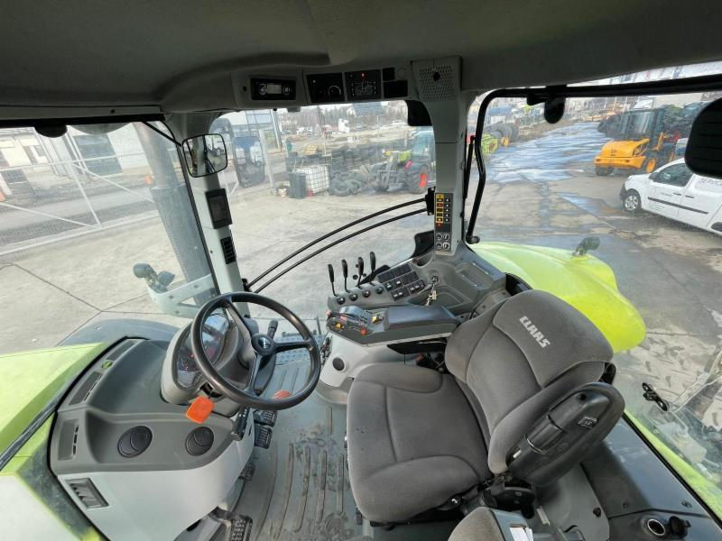 Tractor Claas Axion 850 din 2015 foto 9