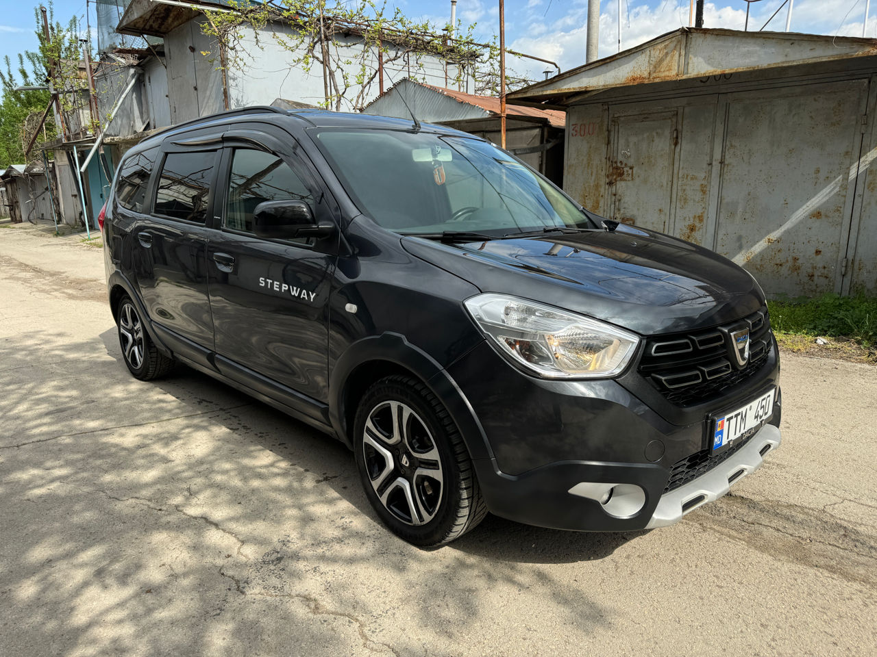 Dacia Lodgy foto 1
