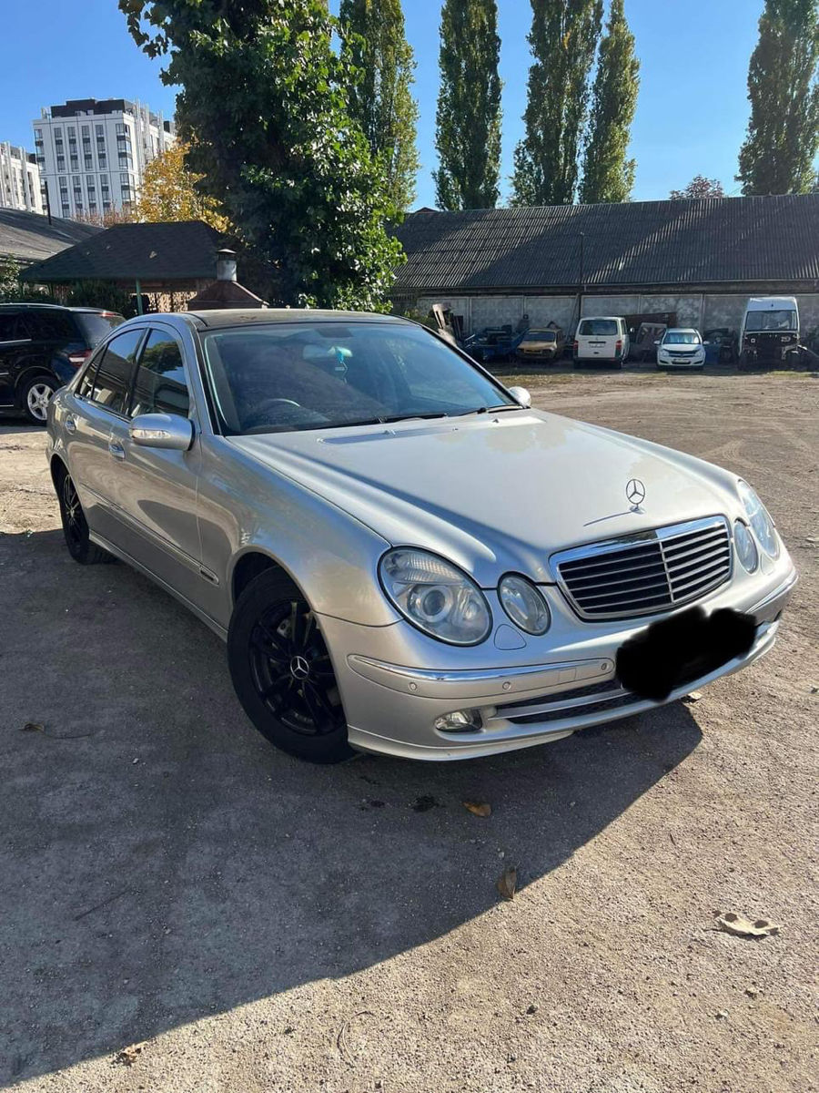 Mercedes w211 foto 1