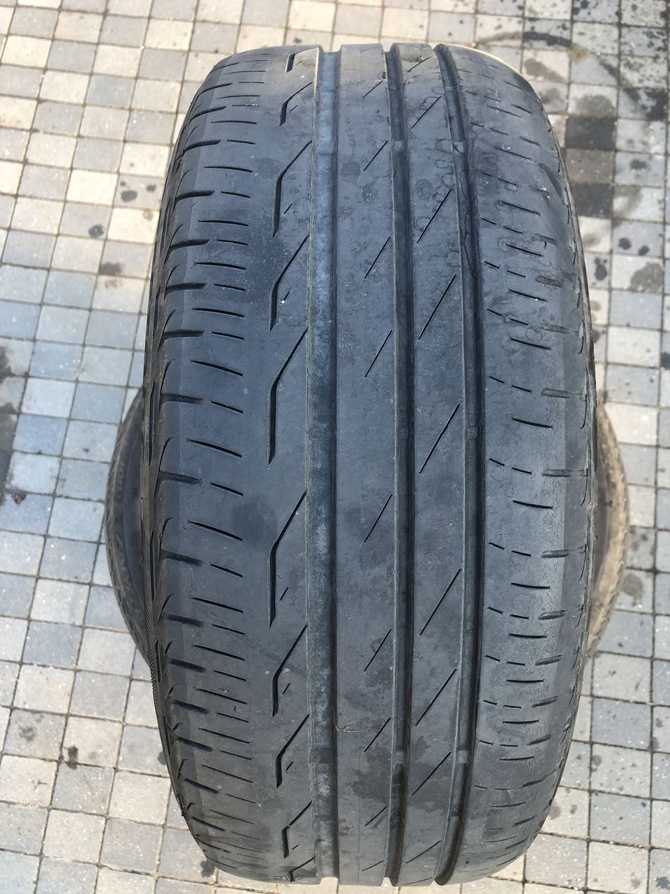 Шины Bridgestone 225/45r17