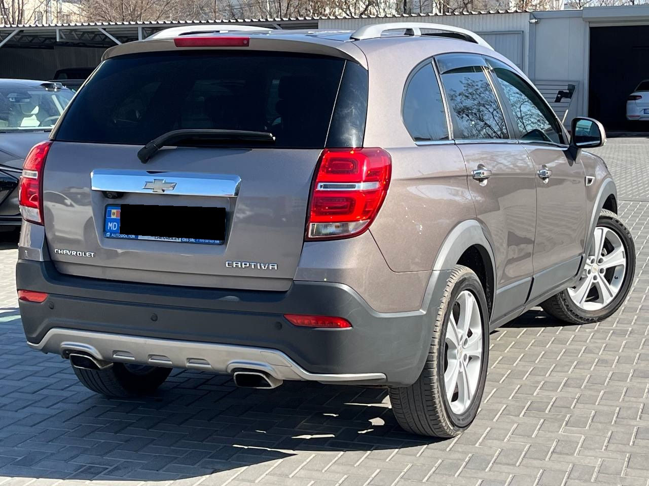 Chevrolet Captiva фото 3