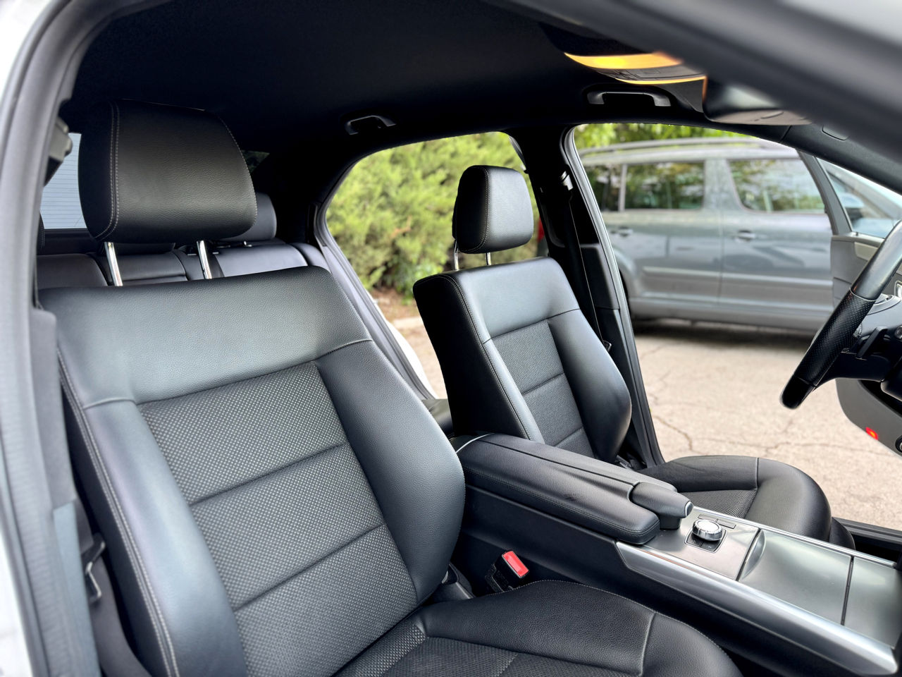 Mercedes E-Class foto 13
