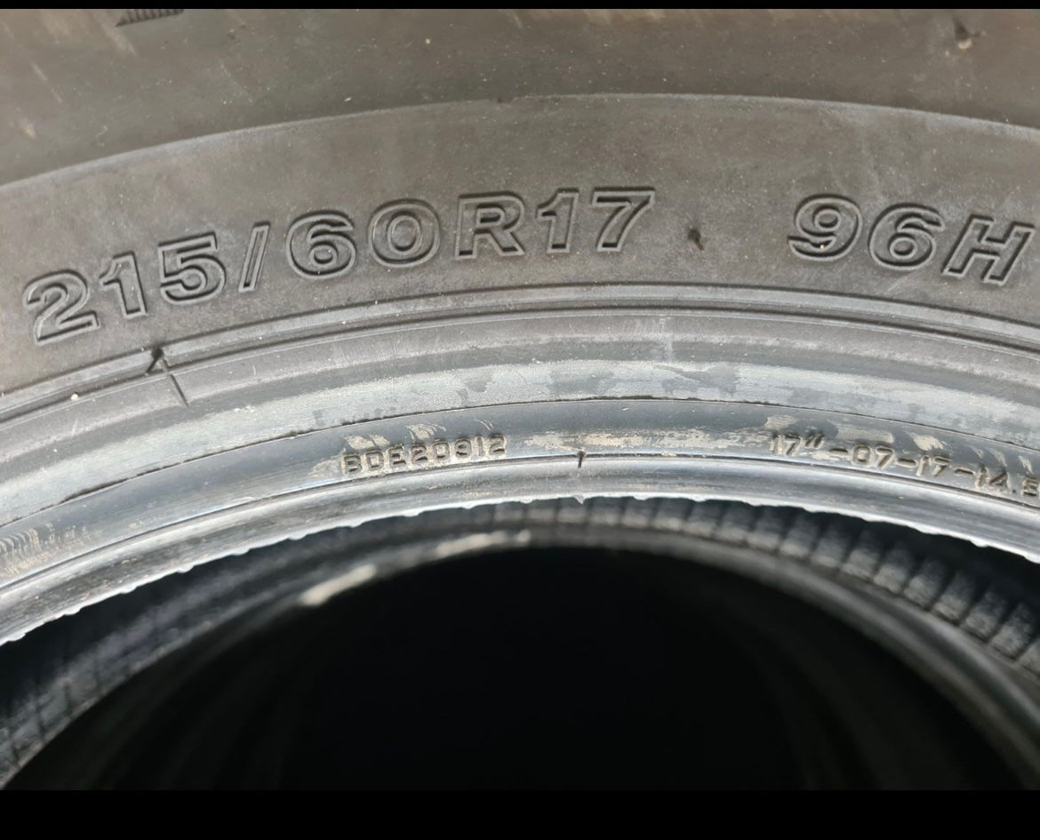 Bridgestone New 215/60/r17 foto 4