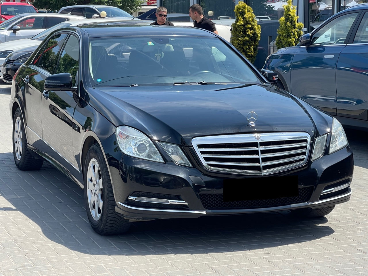 Mercedes E-Class foto 1