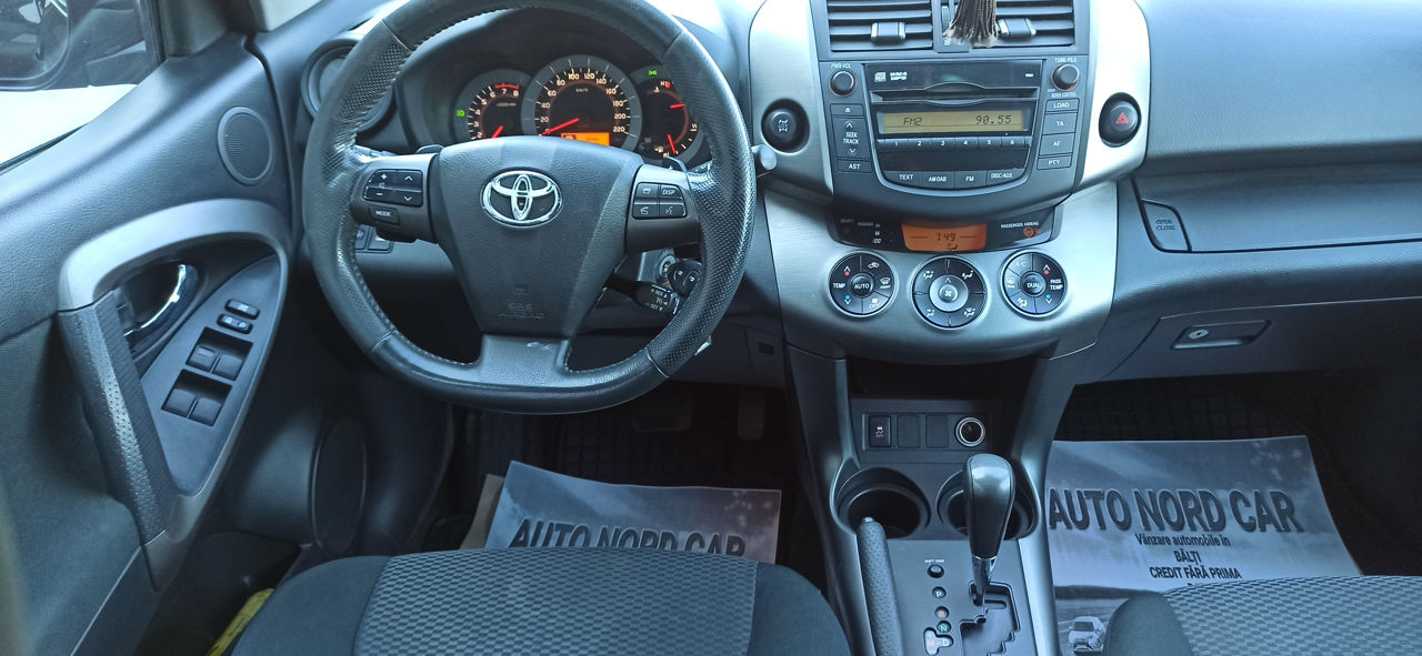 Toyota Rav 4 foto 5