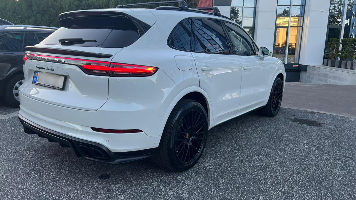 Porsche Cayenne foto 2