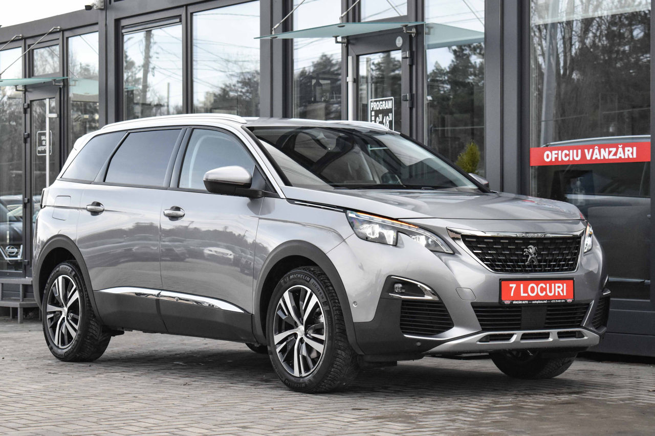 Peugeot 5008 foto 1