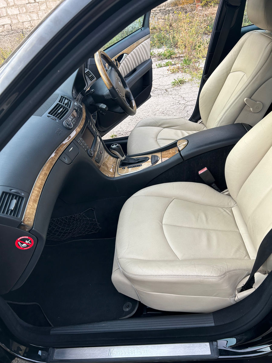 Piese Mercedes w211 dezmemrare Mercedes foto 7