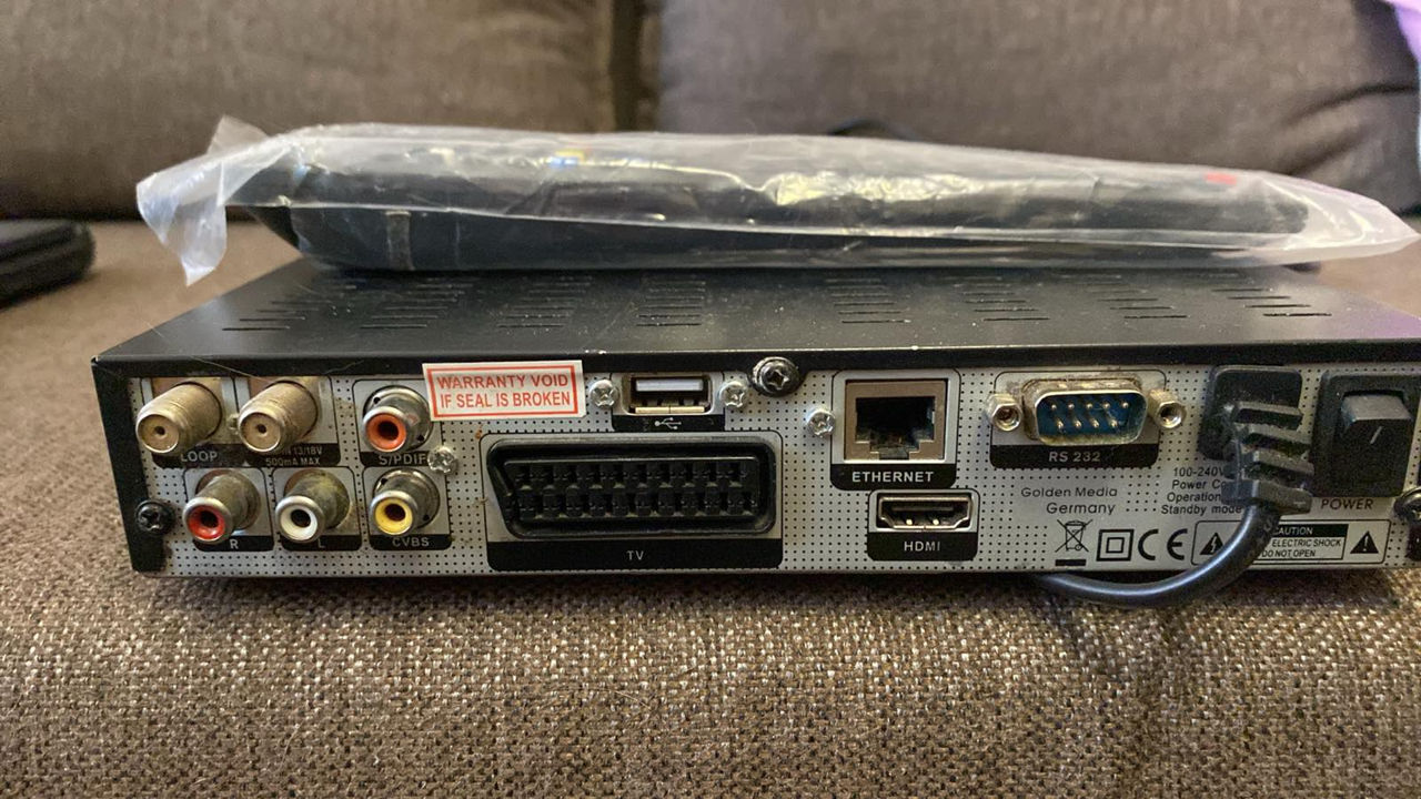 Golden Media Spark Reloaded HD Satellite Tuner - 150lei  foto 2