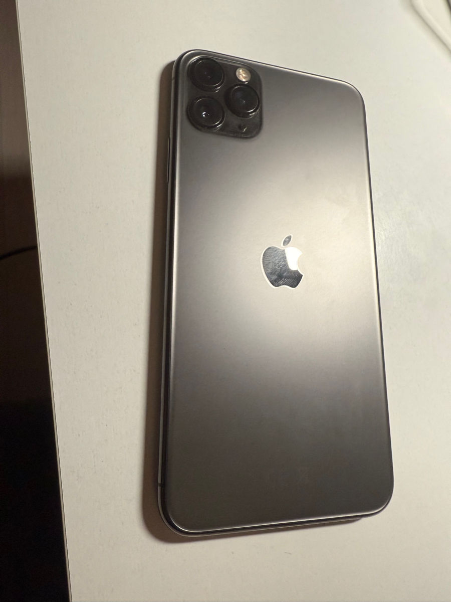 Iphone 11 ProMax 128Gb foto 0