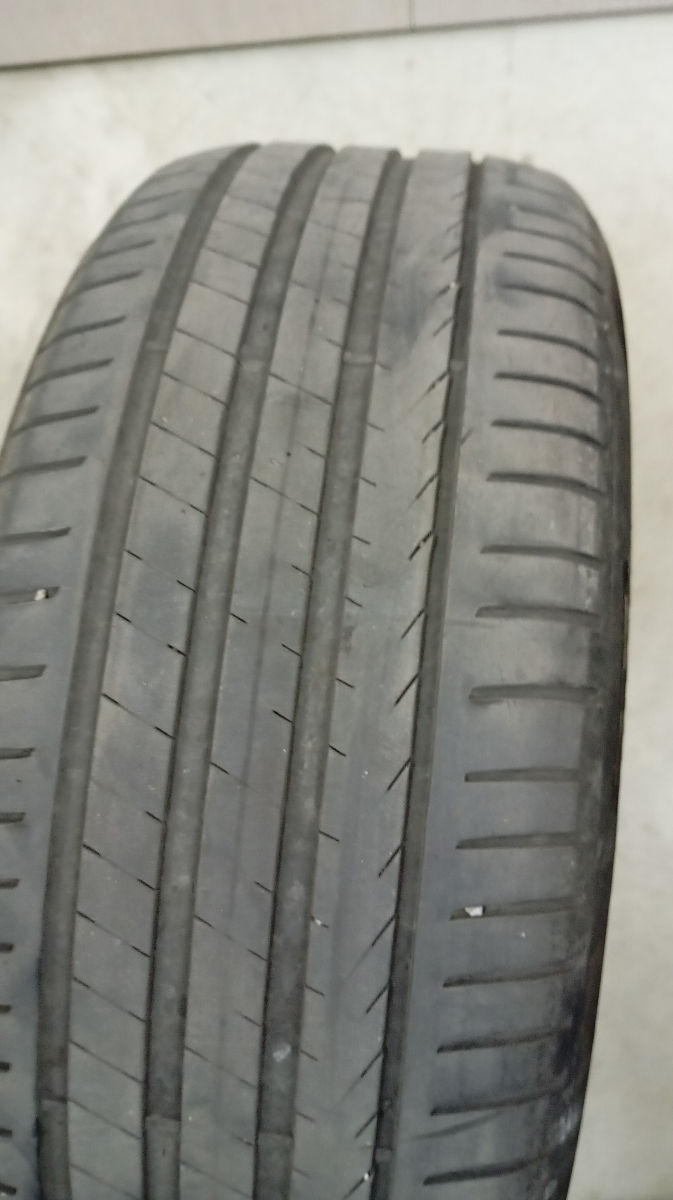 Резина 225/45 R18 фото 1
