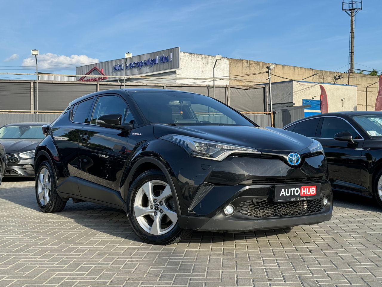 Toyota C-HR foto 1