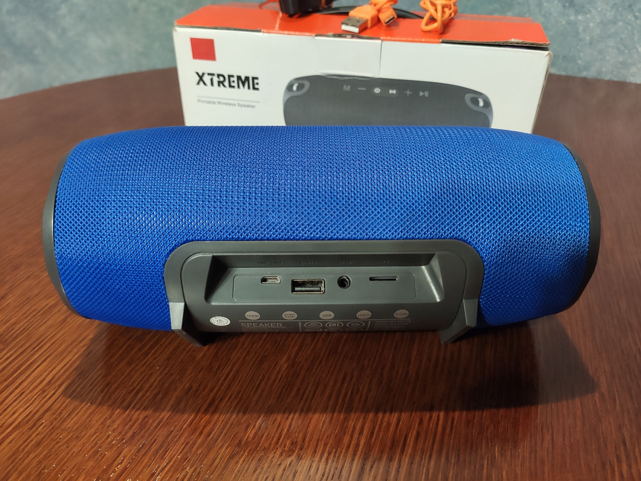 Калонка JBL Xtreme