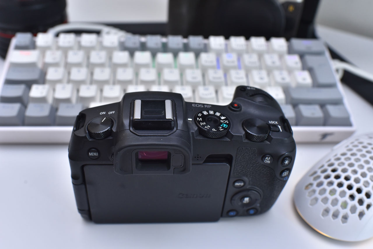 Canon RP Body foto 1