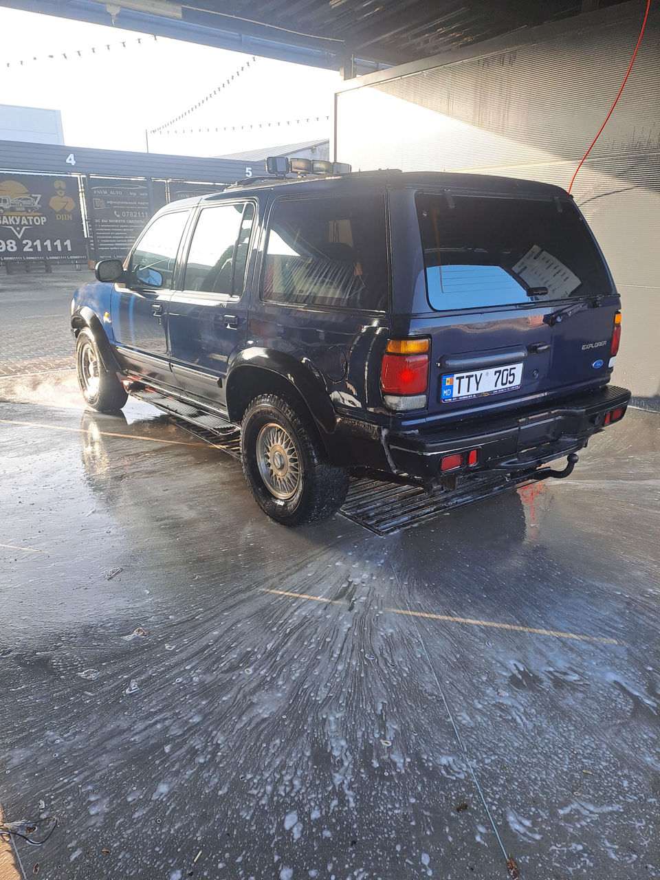 Ford Explorer фото 5