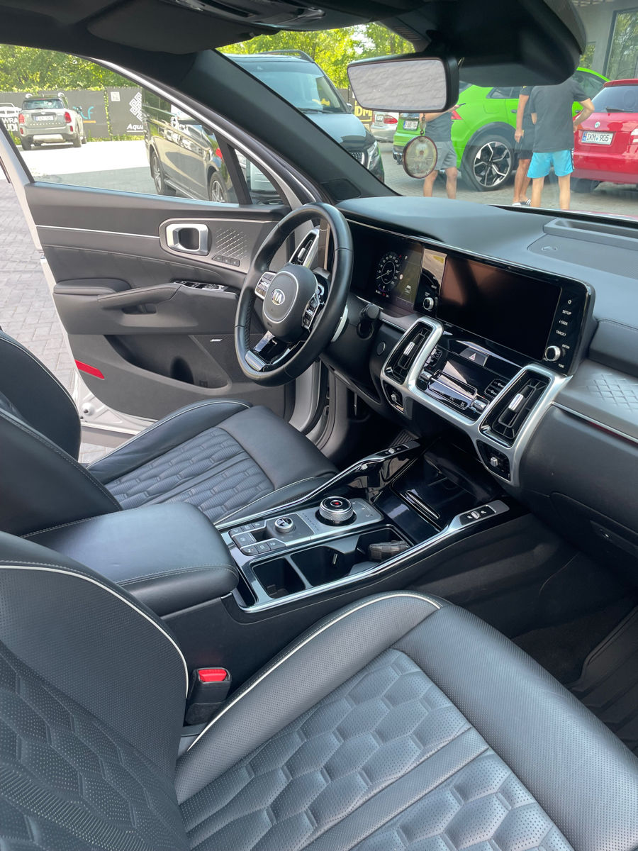 KIA Sorento фото 1