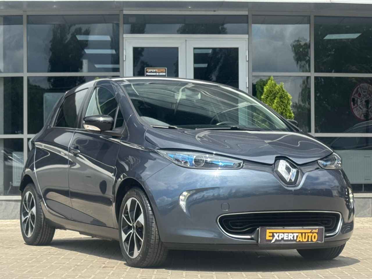Renault ZOE — фото 3