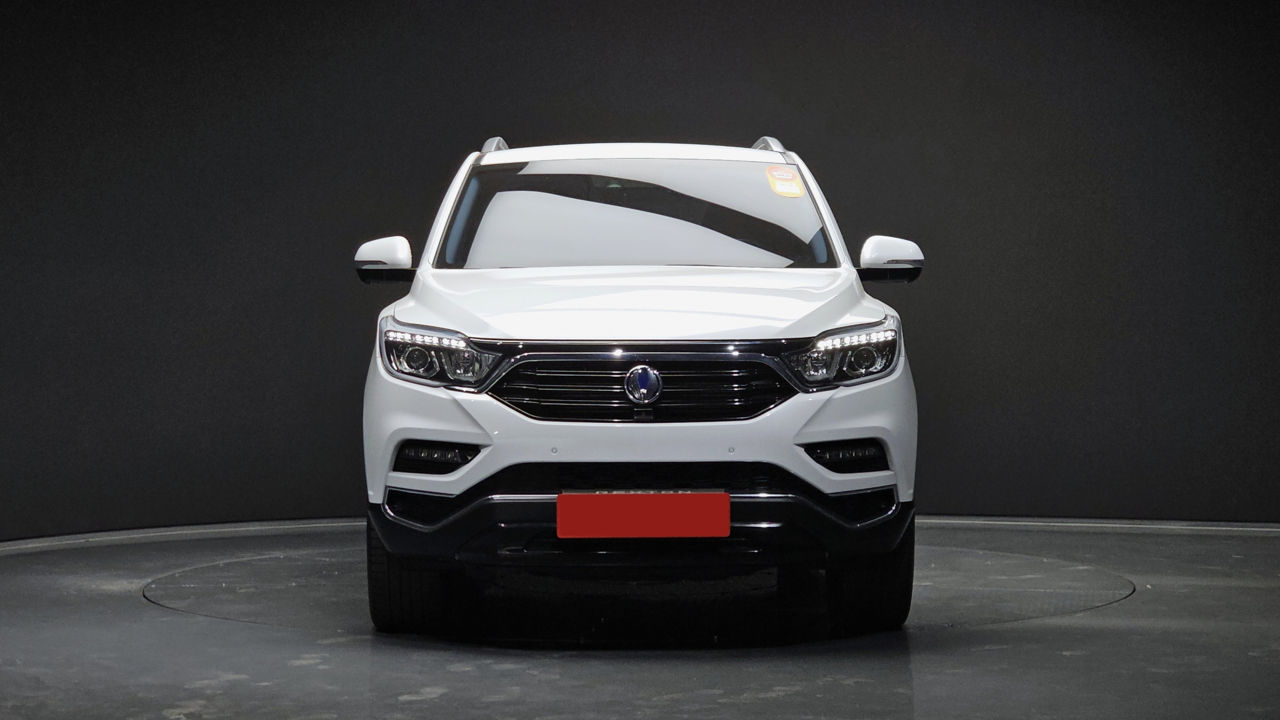 Ssangyong Rexton фото 1