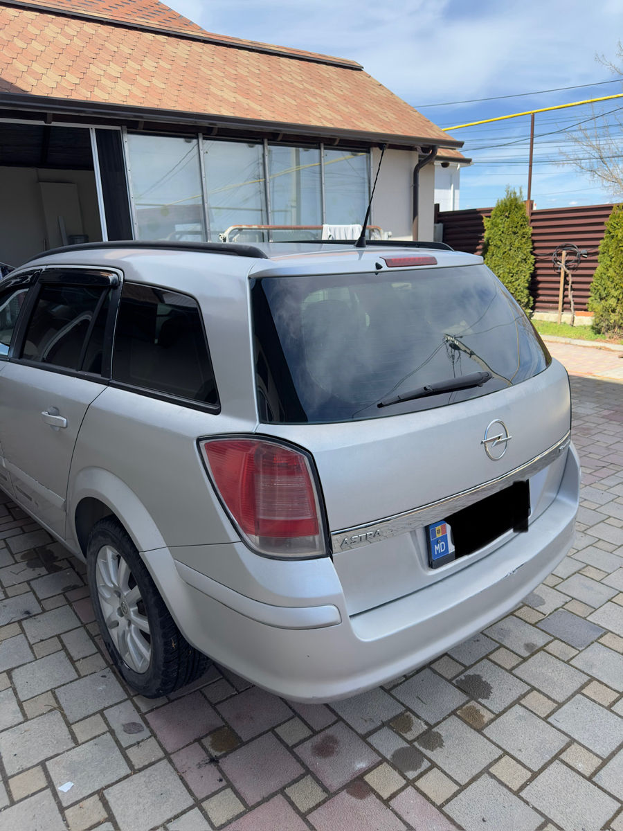 Opel Astra foto 7