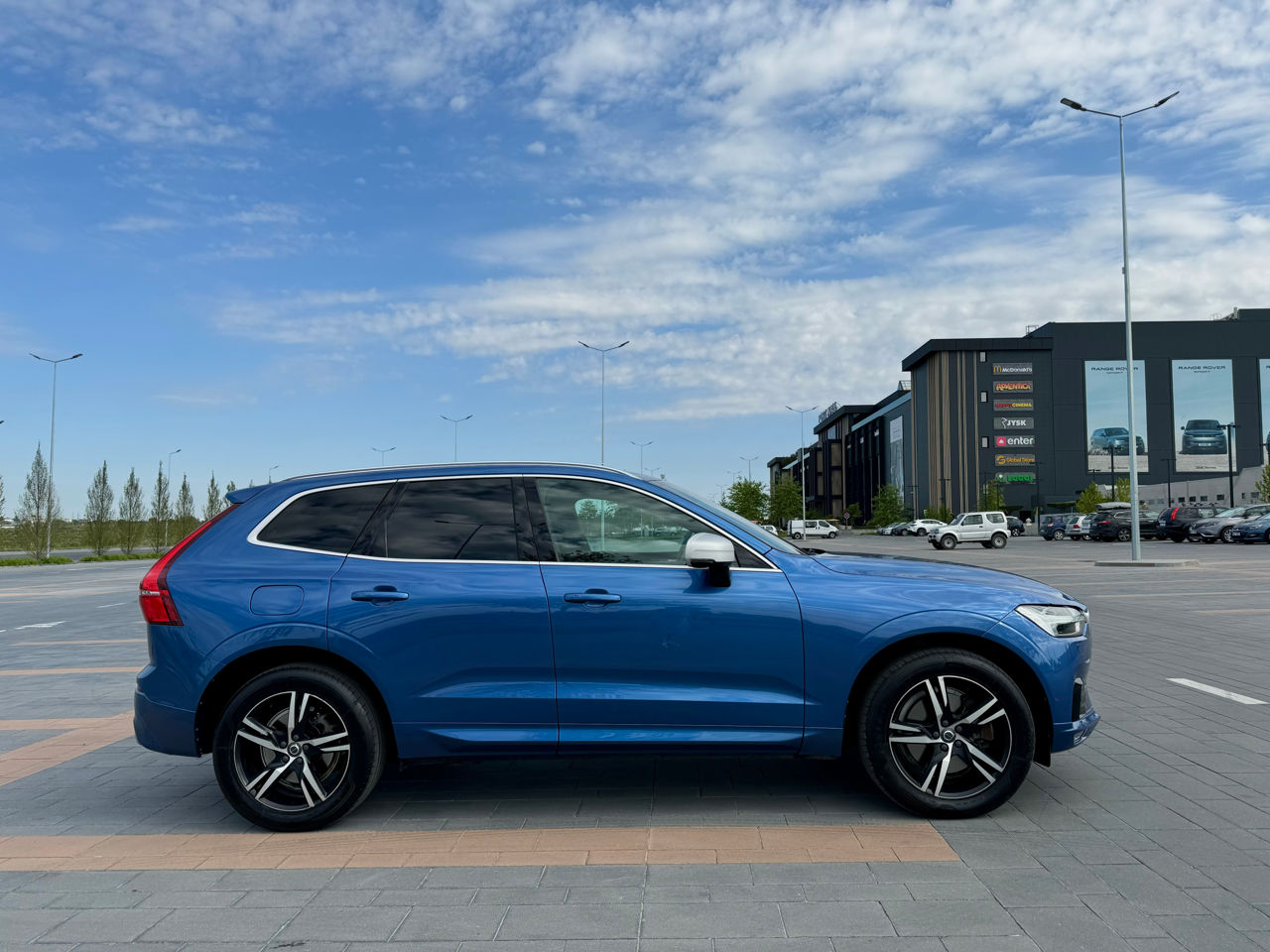 Volvo XC60 foto 1