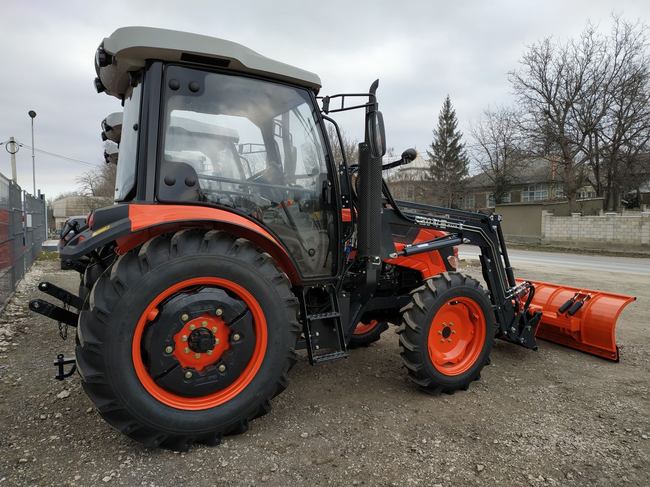 Tractor Agromax FL804C cu încărcător frontal (80 CP) foto 11