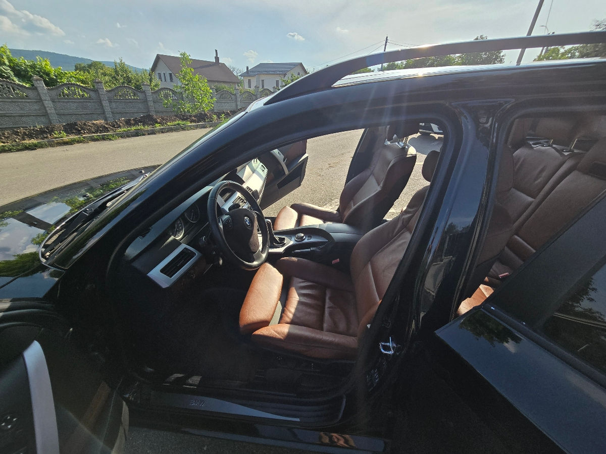BMW 5 Series foto 7