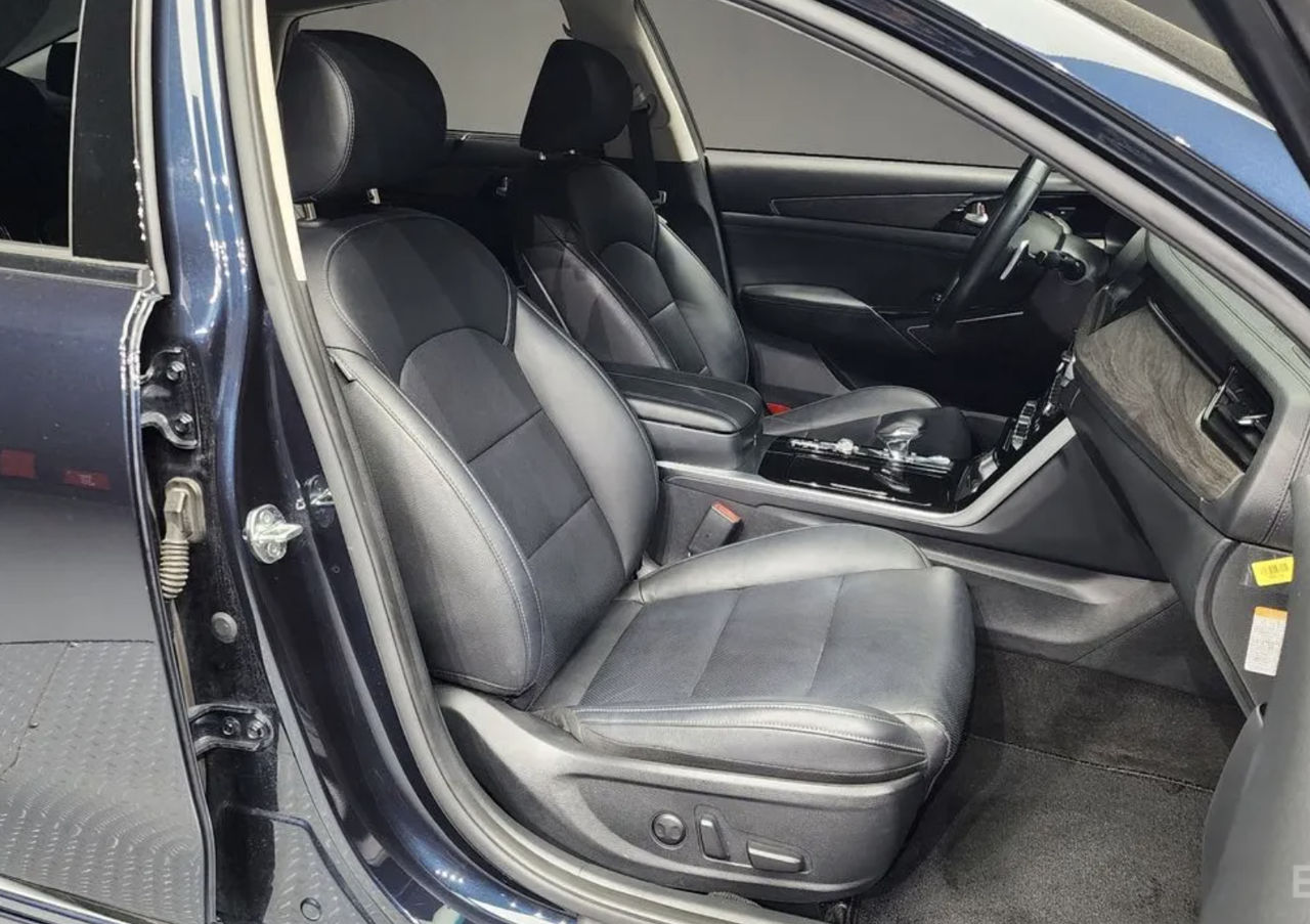 KIA K7 foto 7