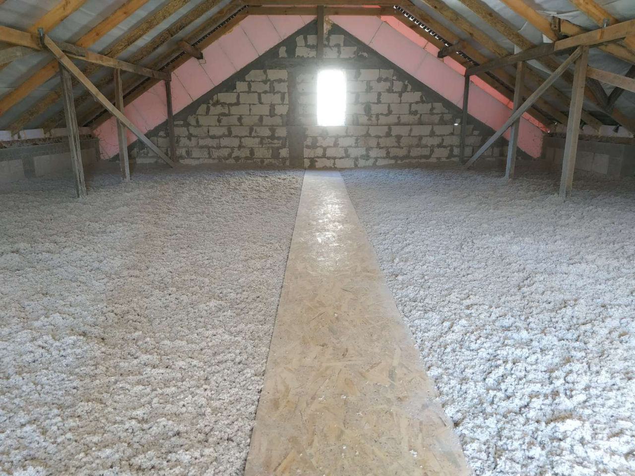 Izolații cu celuloza - izolatii pentru 100 ani! facturi mai mici cu 3...4.5 ori !!! foto 8
