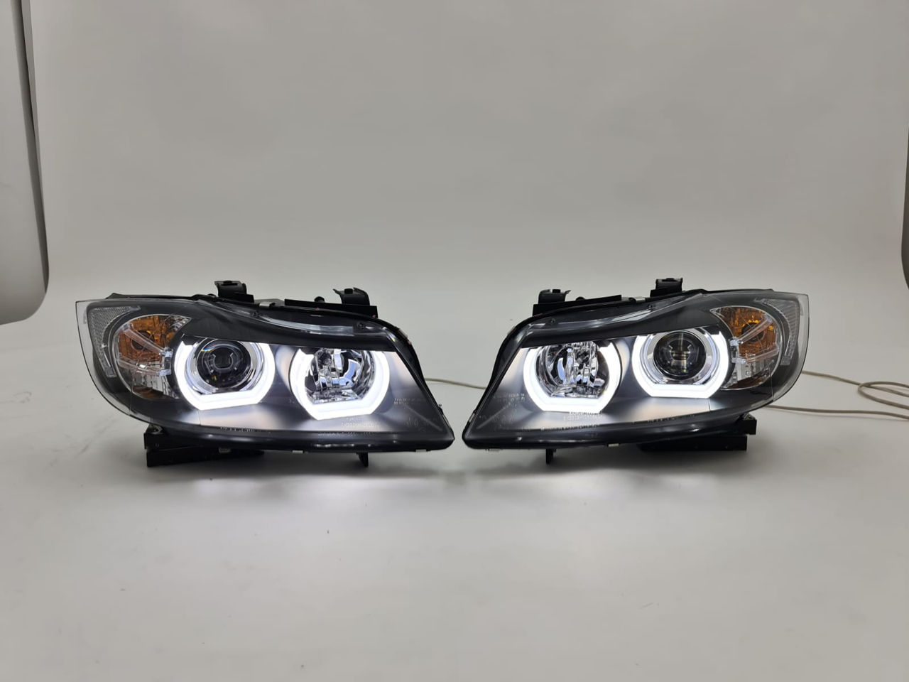 Livrare Gratuita Faruri Xenon D1S BMW Seria 3 E90 Nonfacelift 2005-2008 фото 0