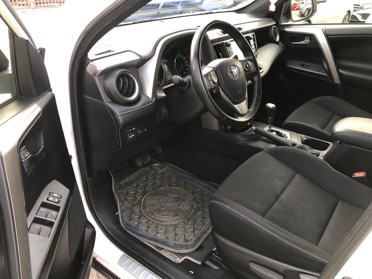 Toyota Rav 4 foto 6