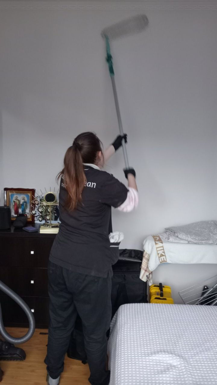 Servicii profesionale de curatenie dupa constructor/reparatie! Avem tehnica si solutii speciale! foto 5
