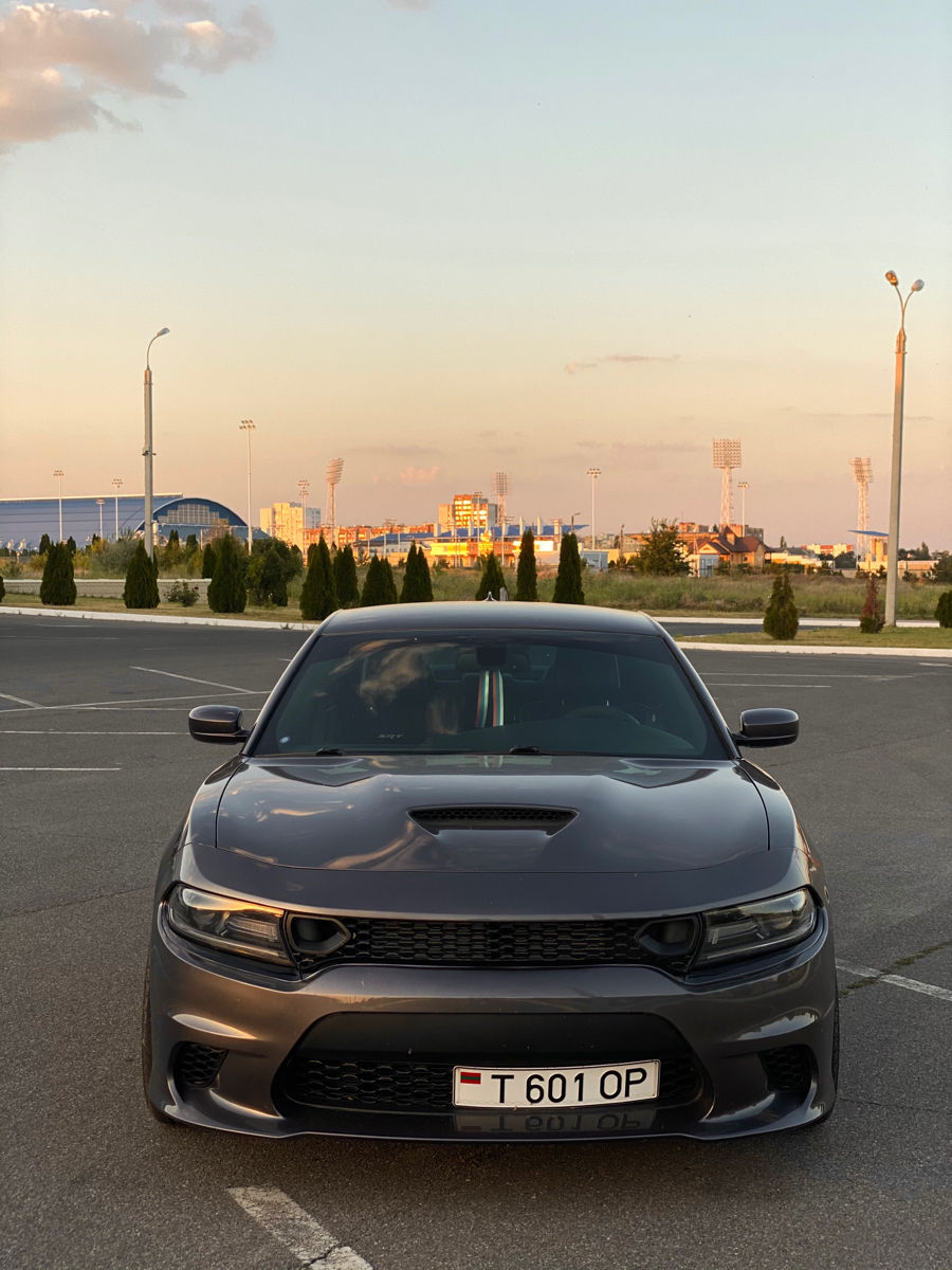 Dodge Charger foto 0