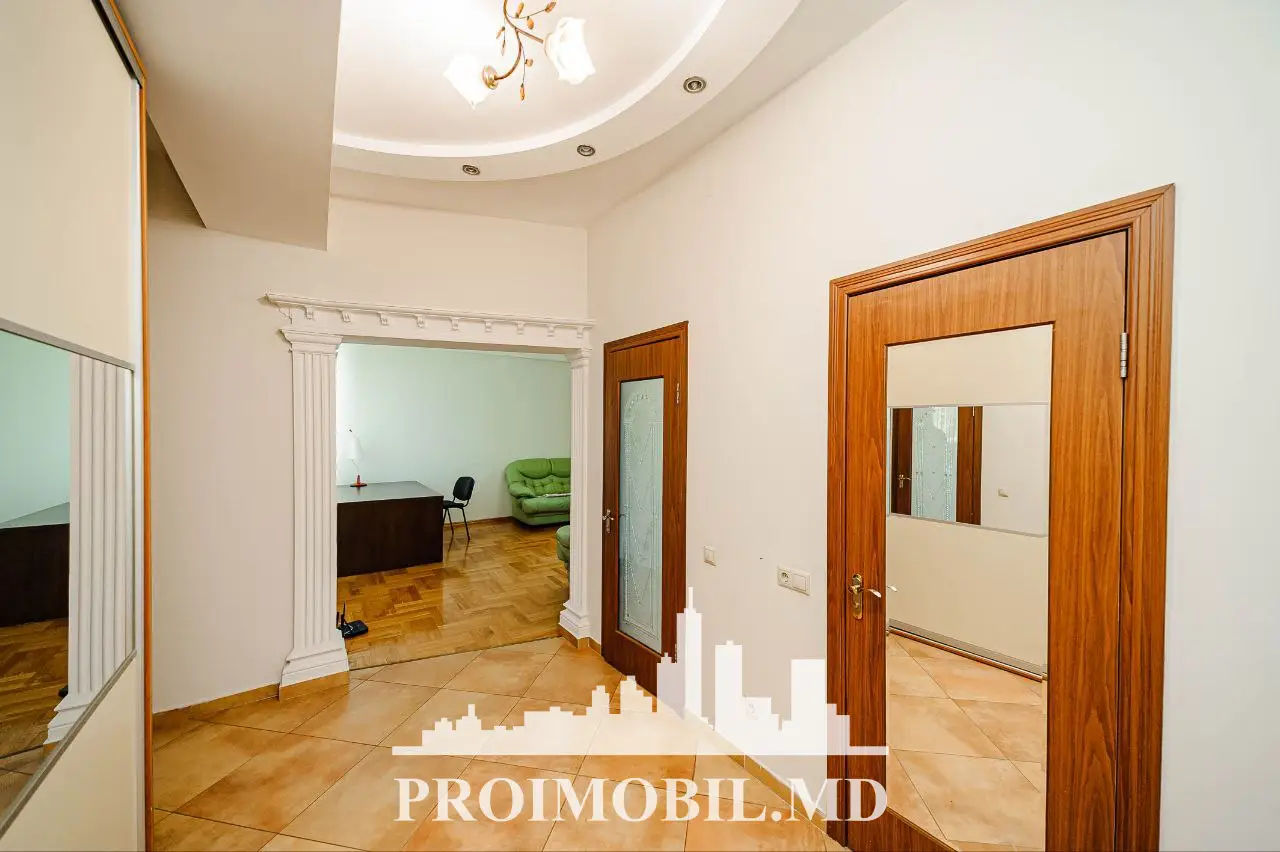 Apartament cu 2 camere, 90 m², Centru, Chișinău foto 2