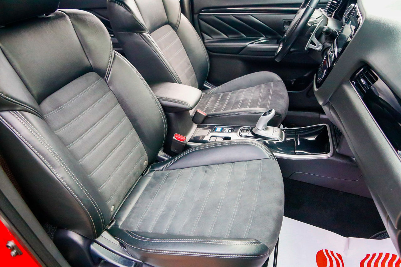 Mitsubishi Outlander фото 6