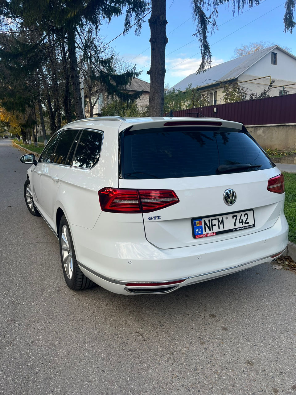 Volkswagen Passat foto 1