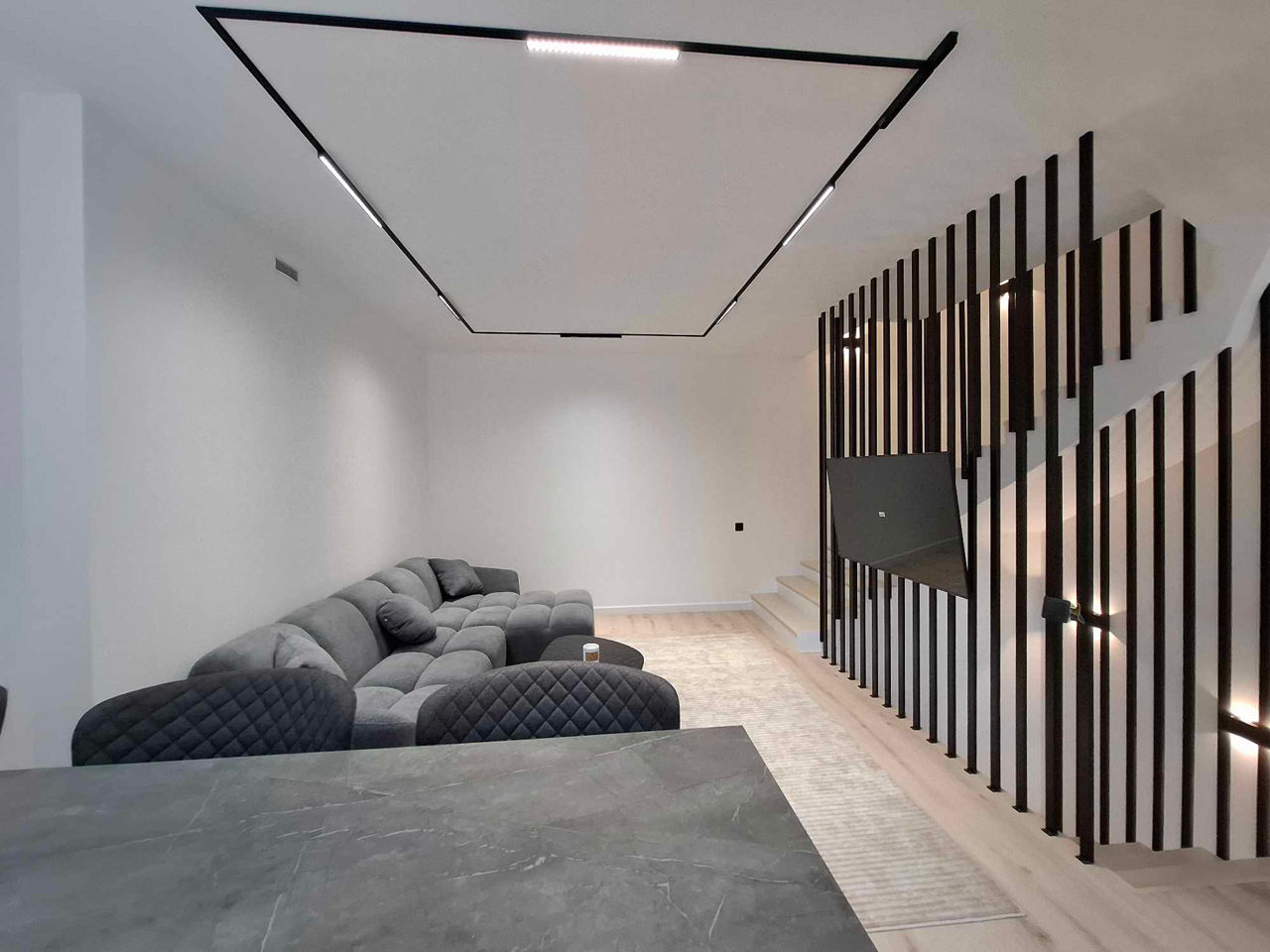 Casa tip Townhouse cu reparatie noua , Durlesti, marginea padurii! foto 4