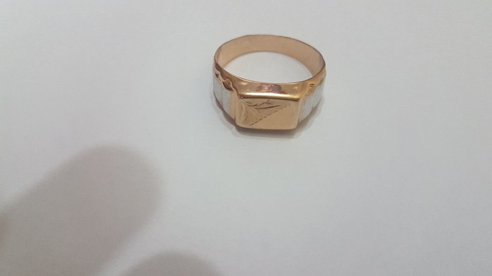 Золотое кольцо на 2 грамма