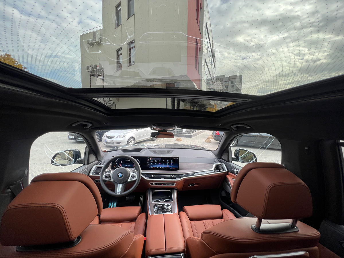 BMW X7 фото 2