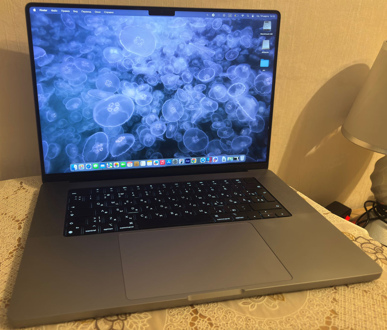 Apple MacBook Pro M2 16" 32Gb/1Tb foto 2