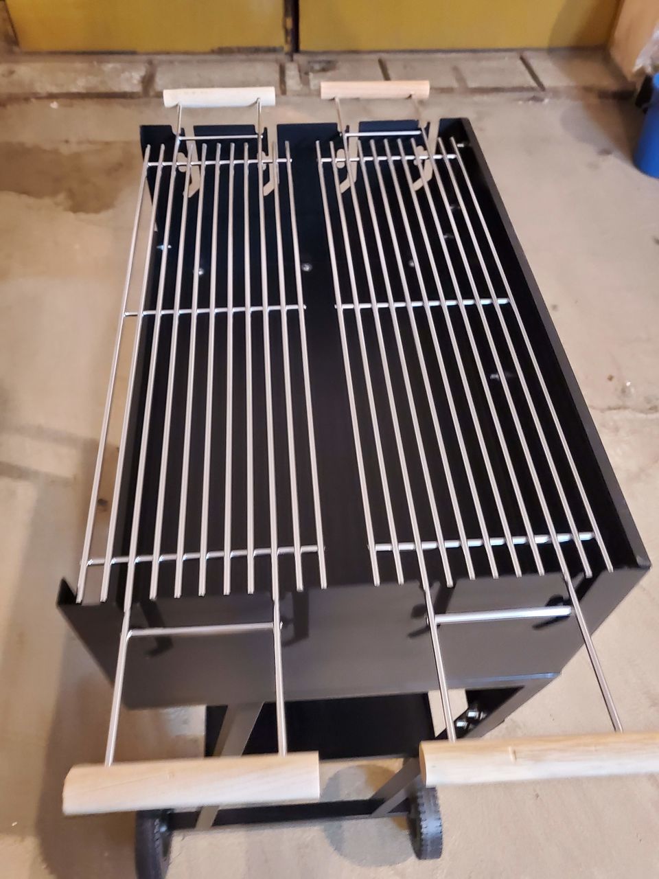 Новый большой BBQ гратар, мангал. За полцены от реальной!