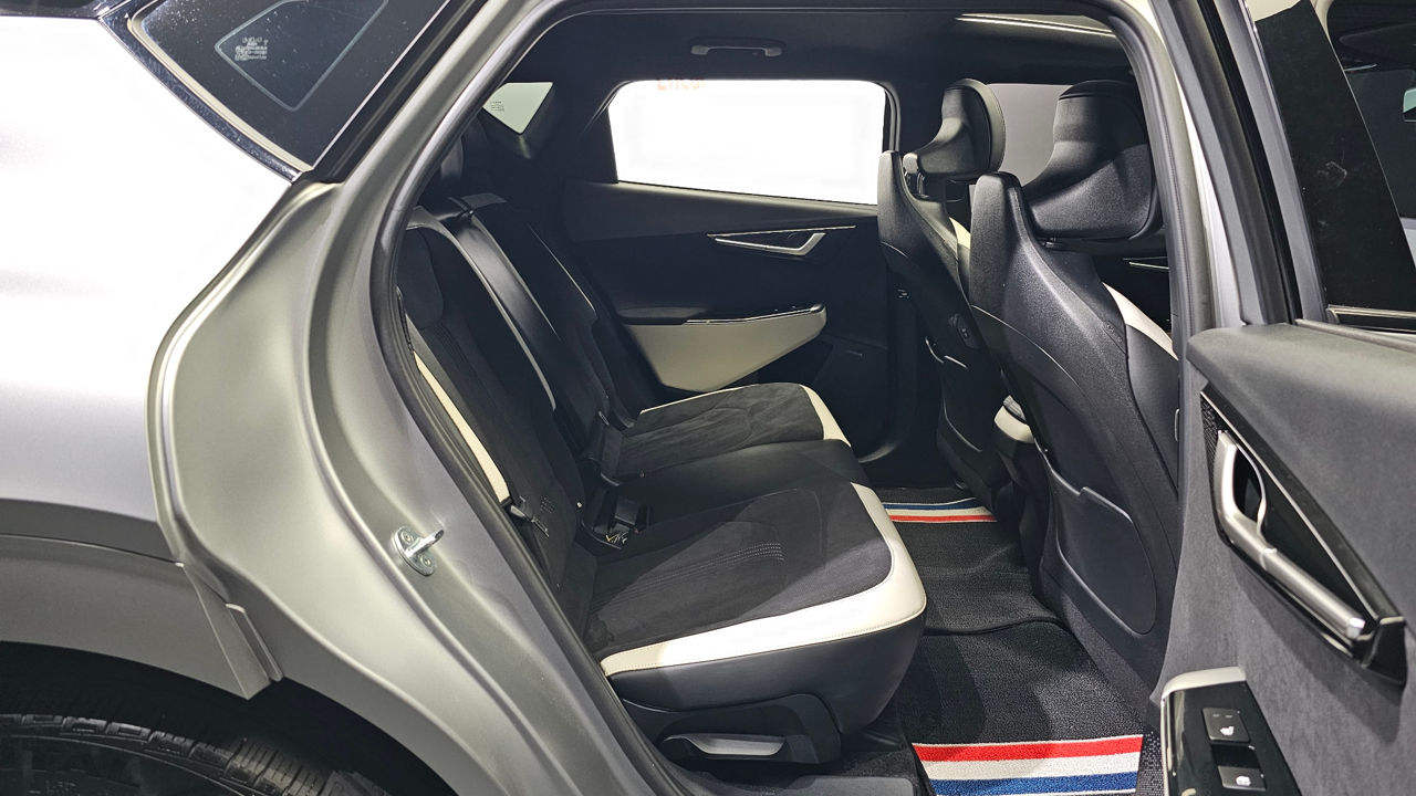 KIA EV6 фото 10