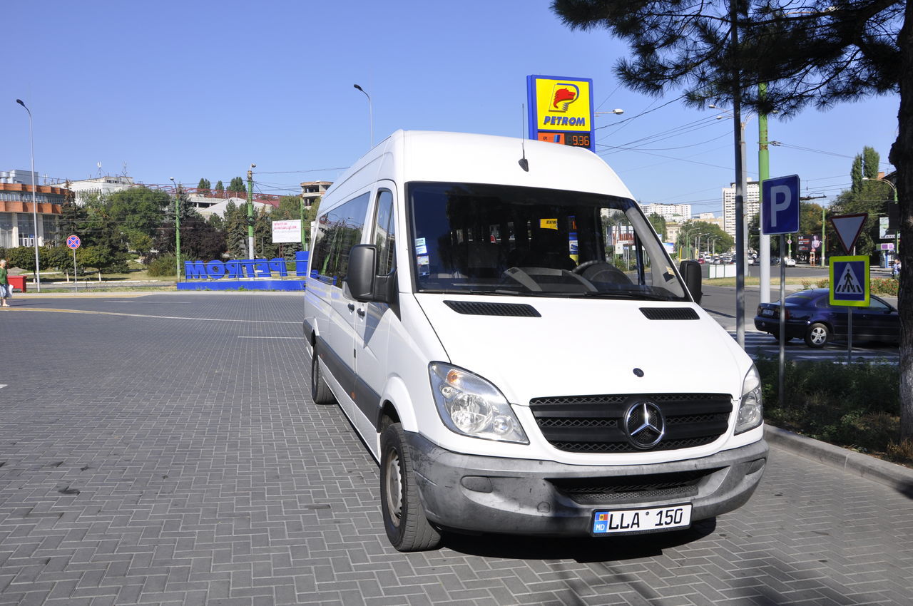 Autocar Moldova-Germania pina la destinatie pasageri+colete foto 2