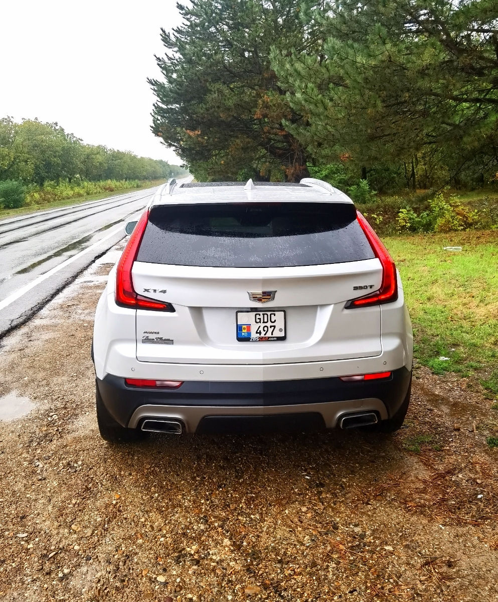 Cadillac XT4 foto 4