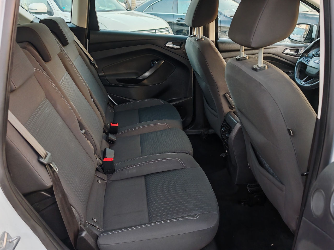 Ford C-Max foto 11