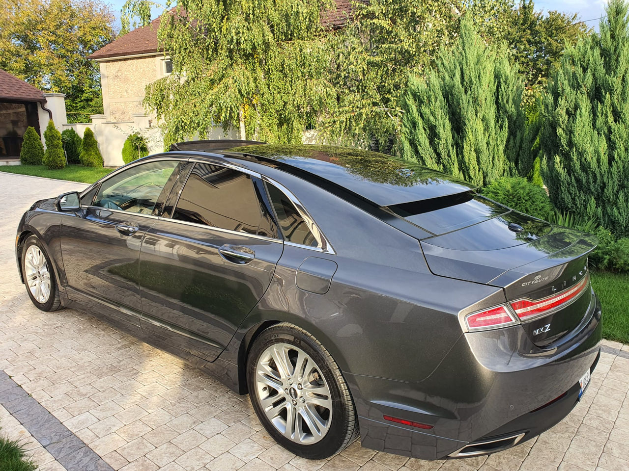 Lincoln MKZ foto 4